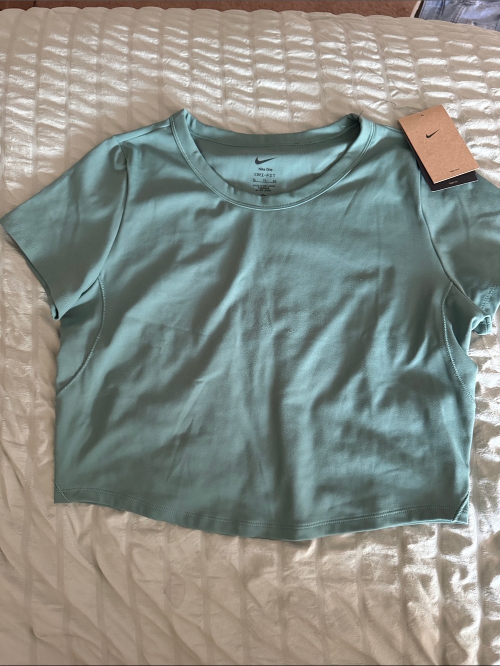 Nike crop top  Crew Neck Tee